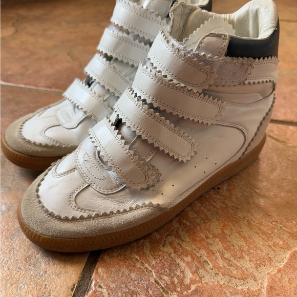 Isabel Marant White and Tan Sneakers with Velcro Straps and Retro Design - Picture 1 of 2